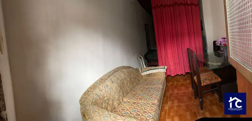 Casa Familiar con Aparta Estudio Independiente